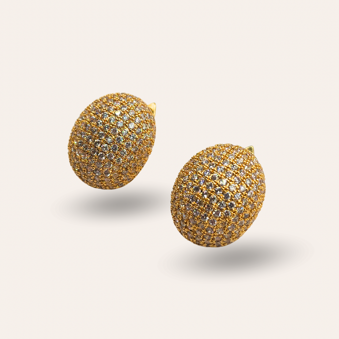 Brinco Oval Elegance Dourado