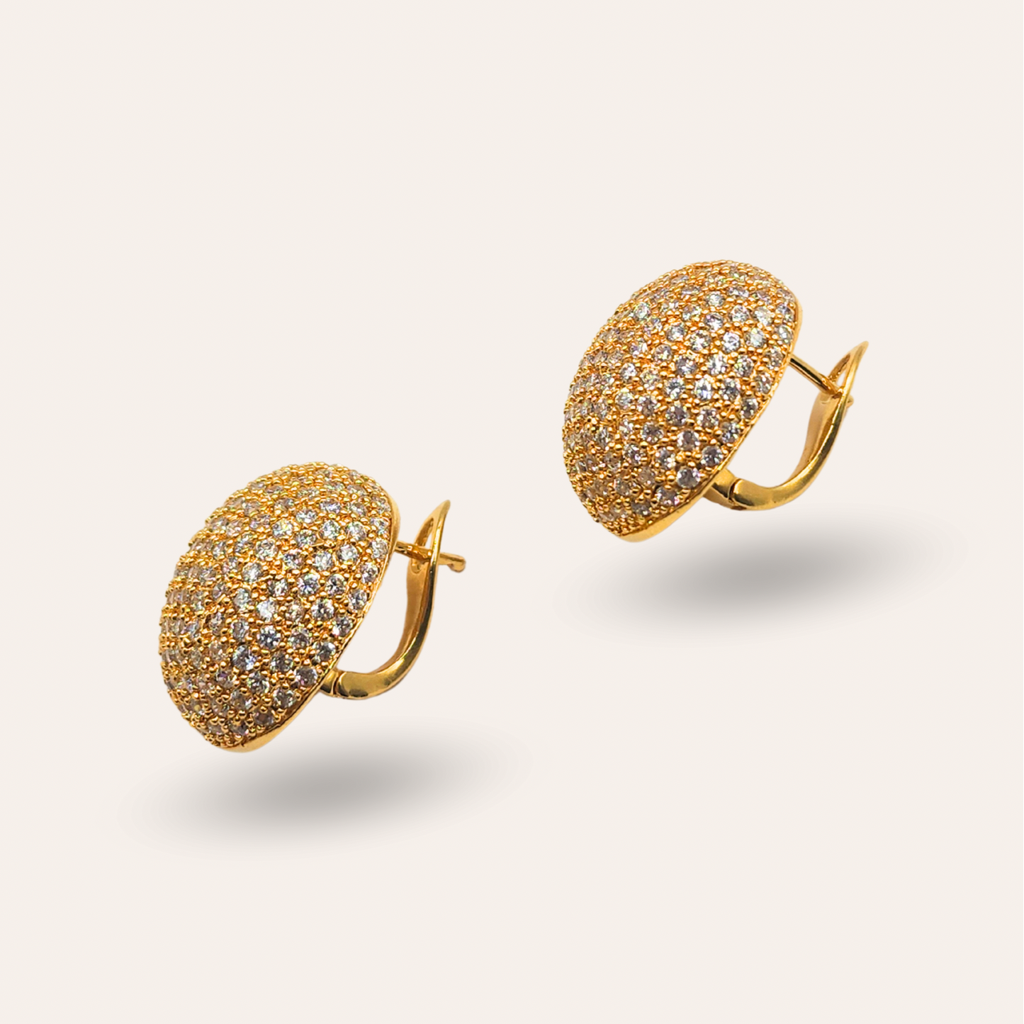 Brinco Oval Elegance Dourado