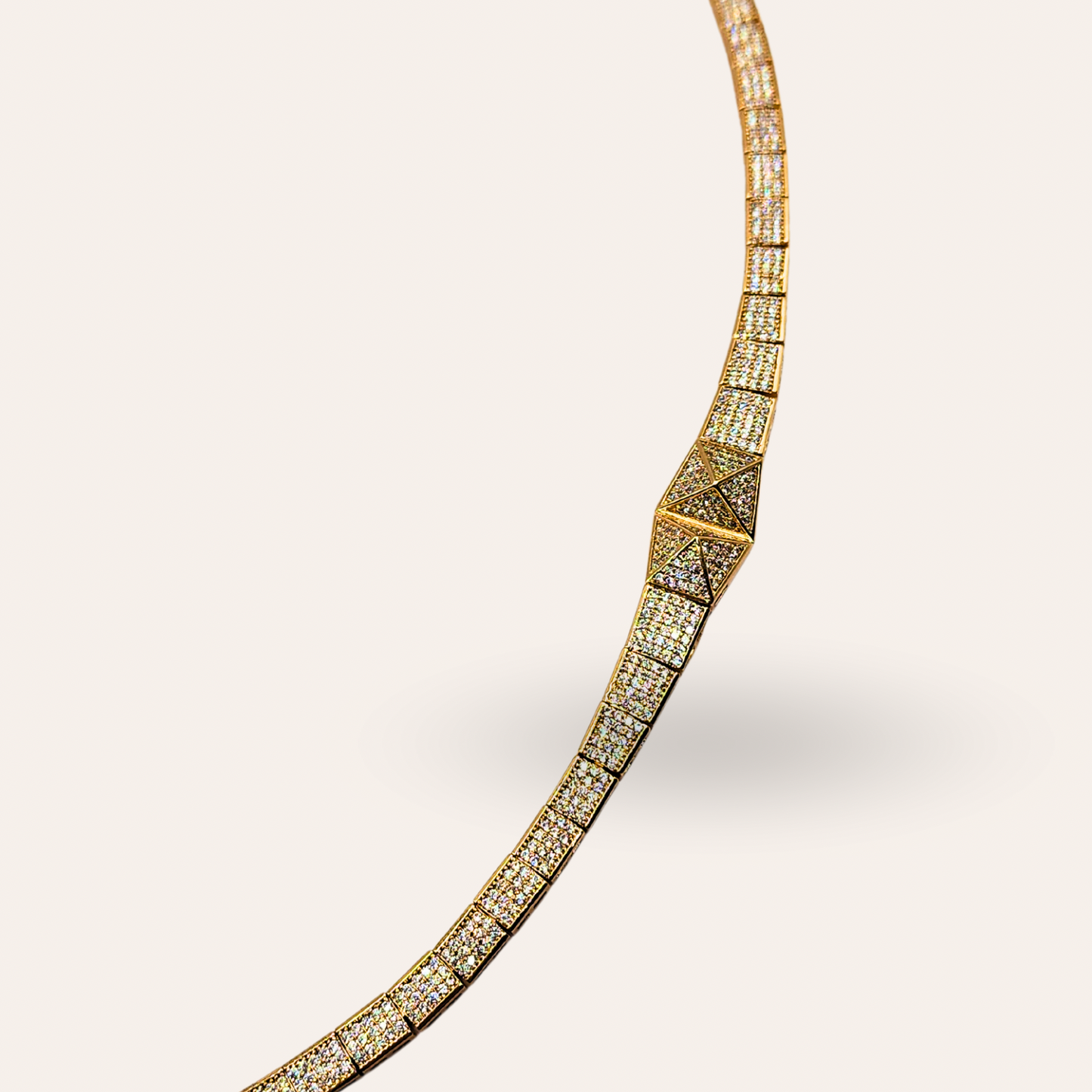 Pulseira em Poliedros
