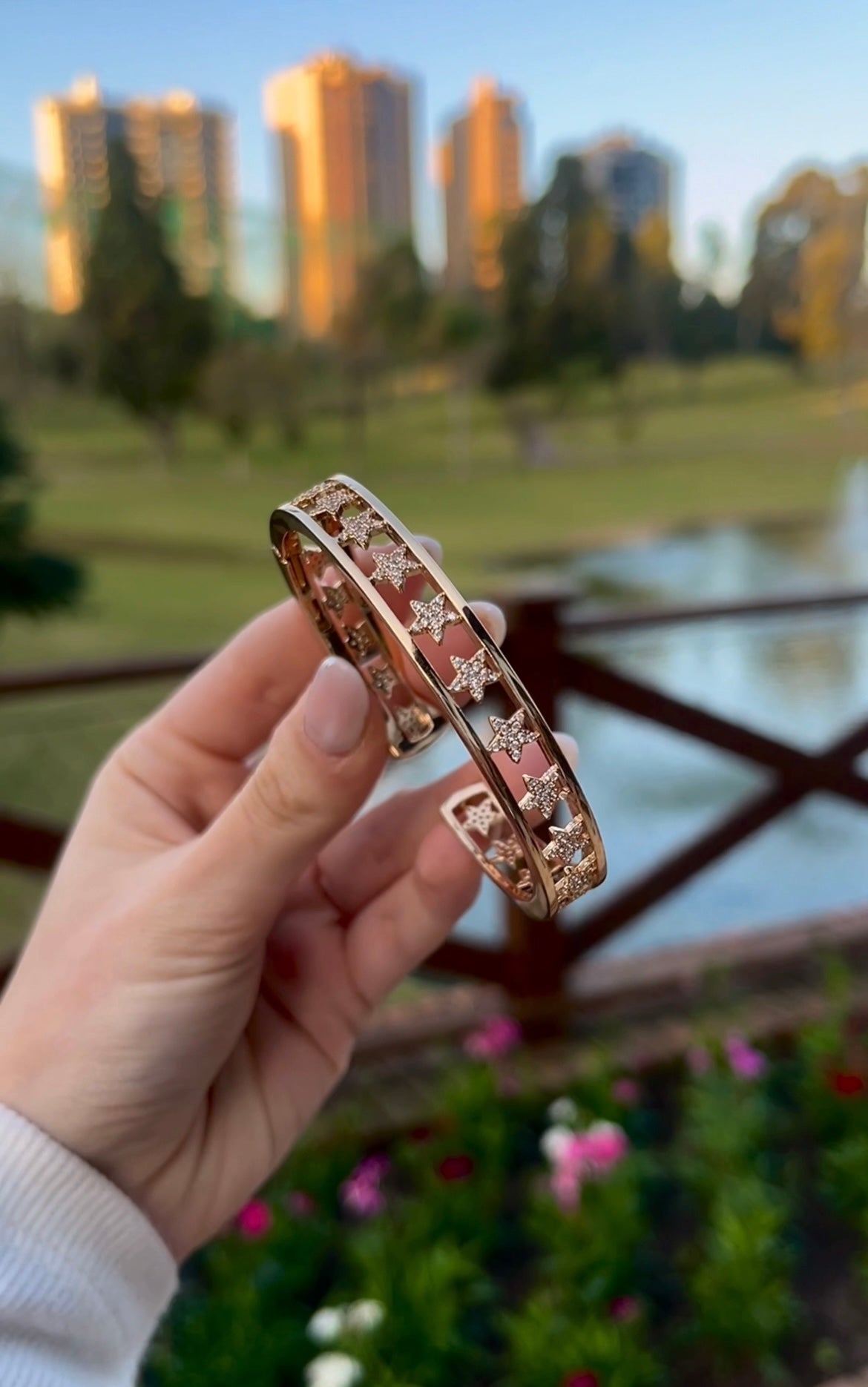 Bracelete com Estrelas