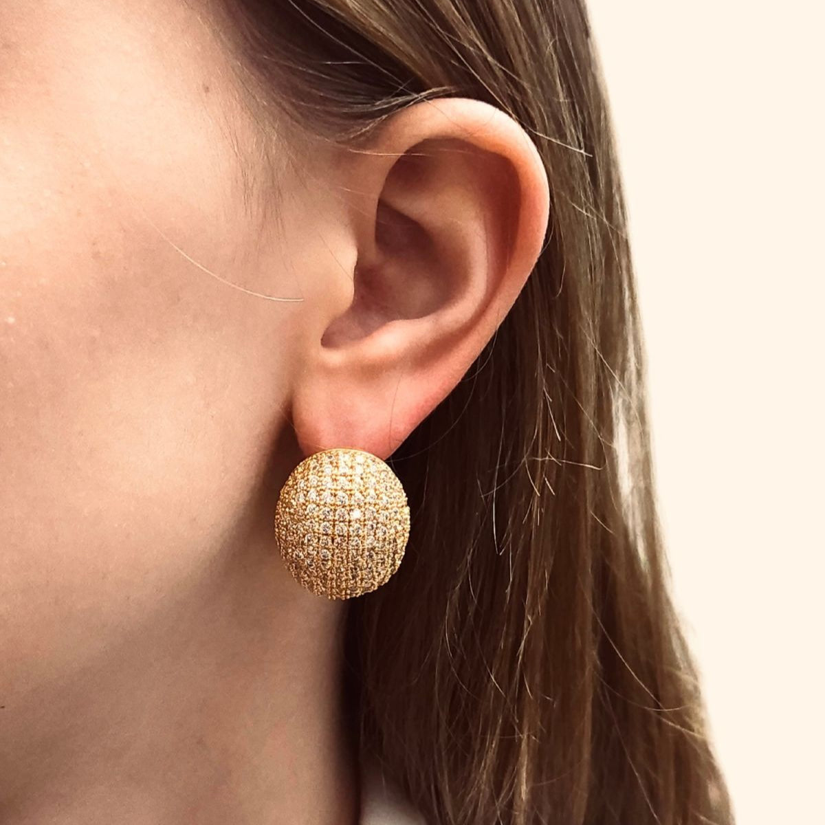 Brinco Oval Elegance Dourado